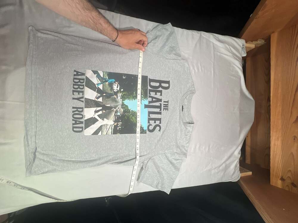 The Beatles Abbey Road Graphic T-Shirt XL - Picture 4 of 8